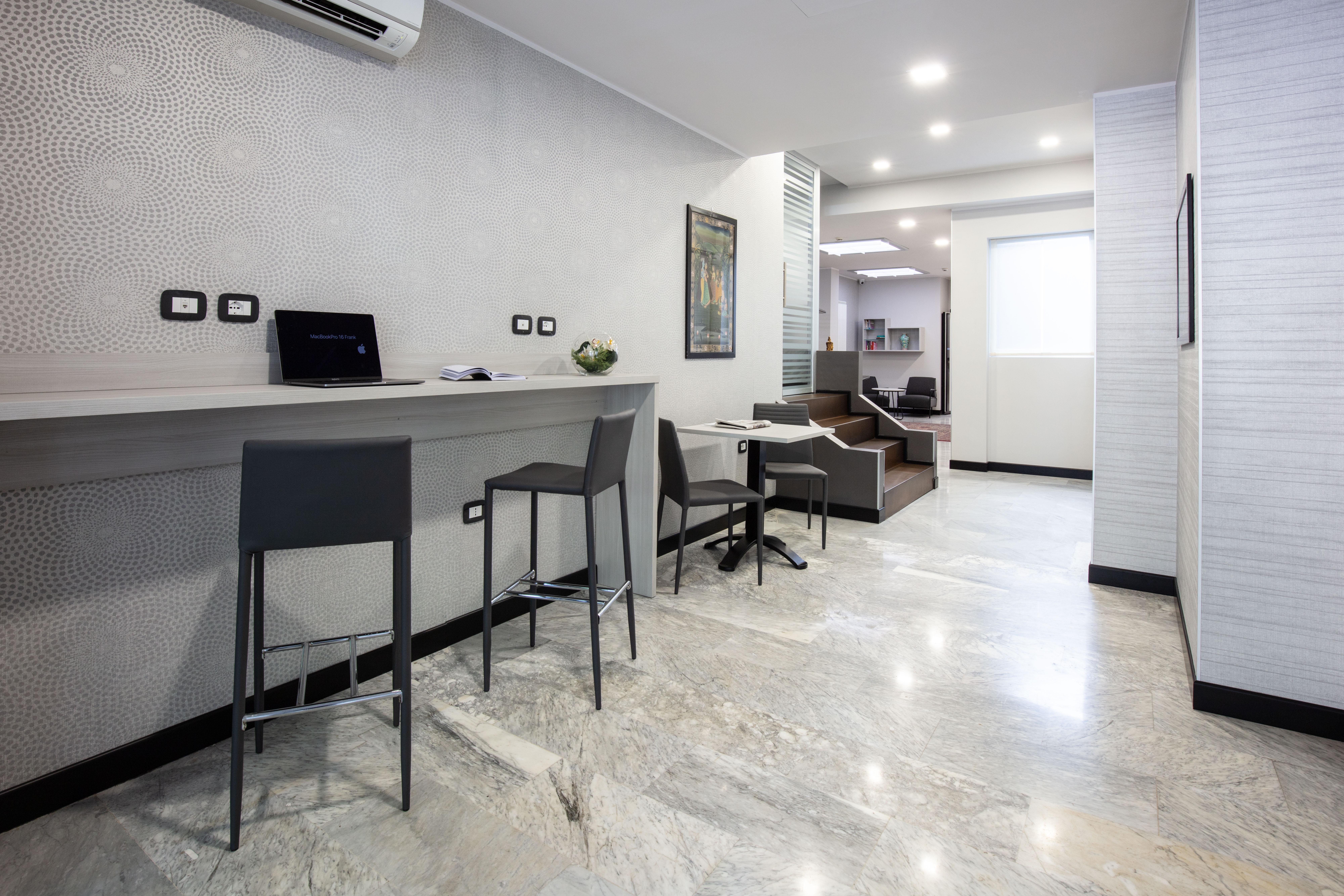 Hotel Esperia Ро Екстериор снимка
