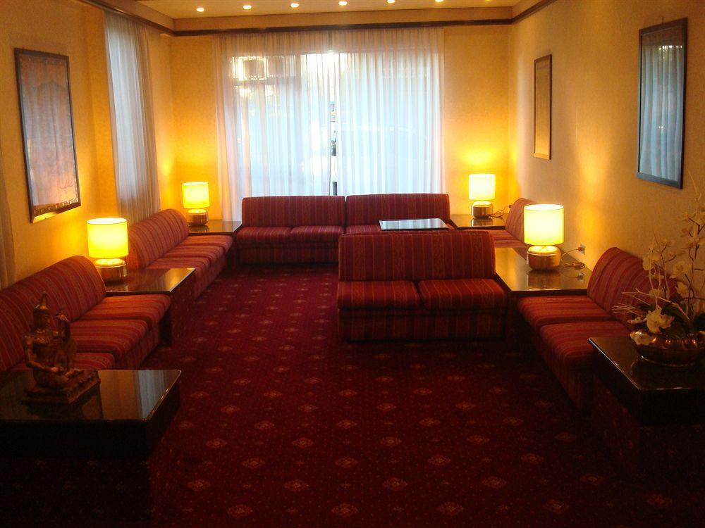 Hotel Esperia Ро Екстериор снимка